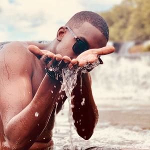 Meet your Posher, Jean junior